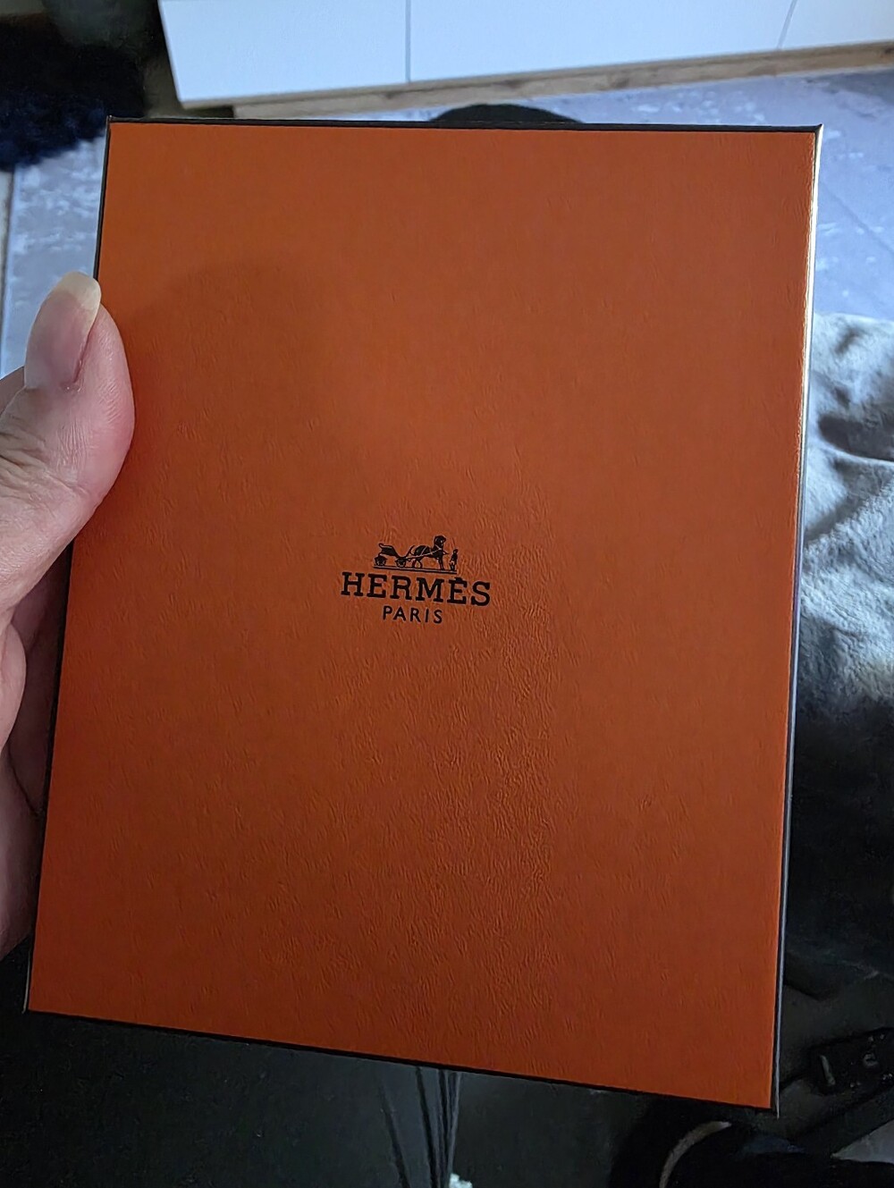 Hermès L'Instruction du Roy Silk Scarf 90 Henri d'Origny Equestrian Gold Hermes - Picture 3 of 12